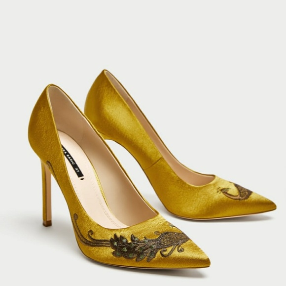 Zara Shoes - Zara yellow satin heels